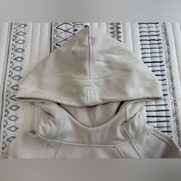 Lululemon Scuba Oversized Hoodie in Bone - Picture 7 of 10